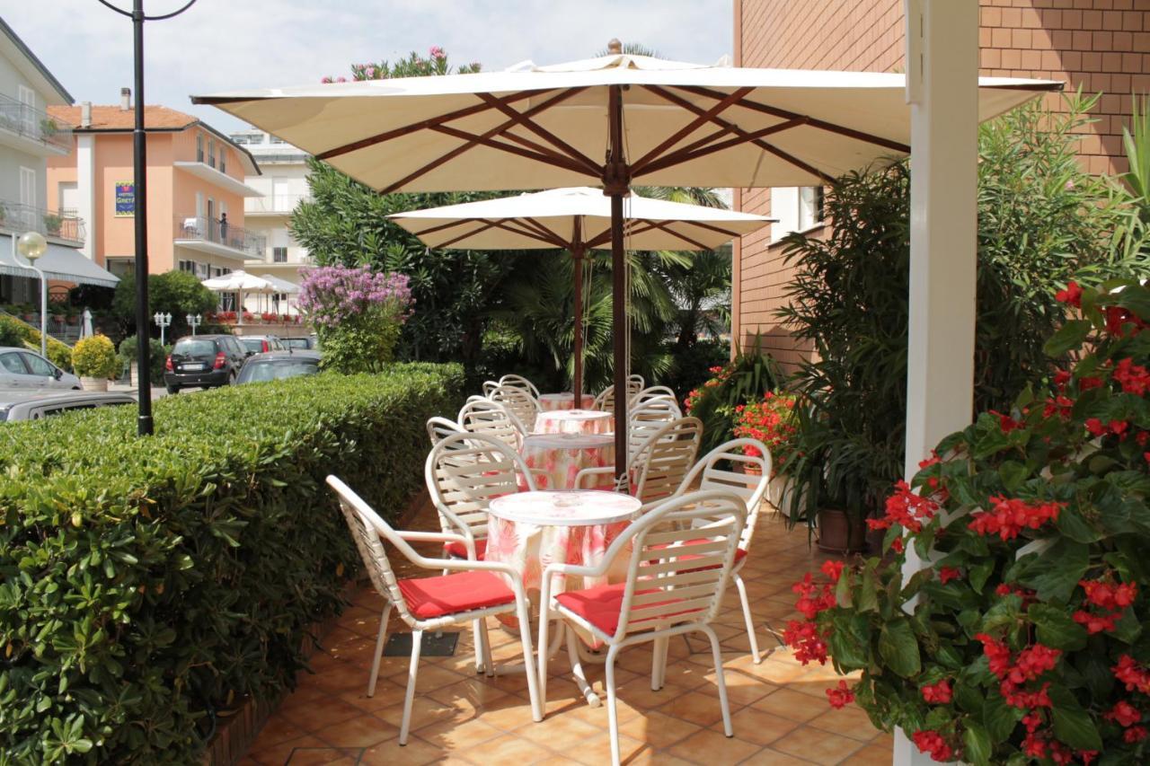 Hotel Driade Sul Mare Rimini Ngoại thất bức ảnh