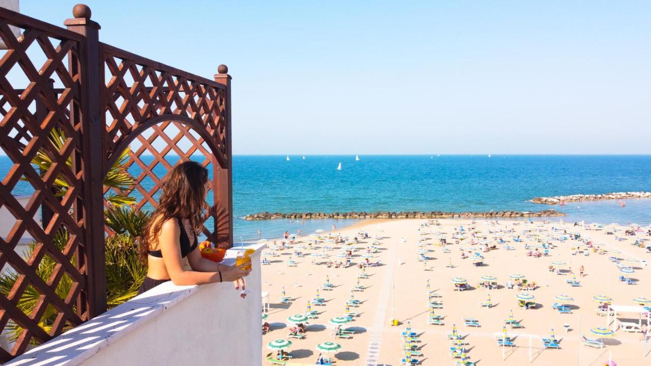 Hotel Driade Sul Mare Rimini Ngoại thất bức ảnh